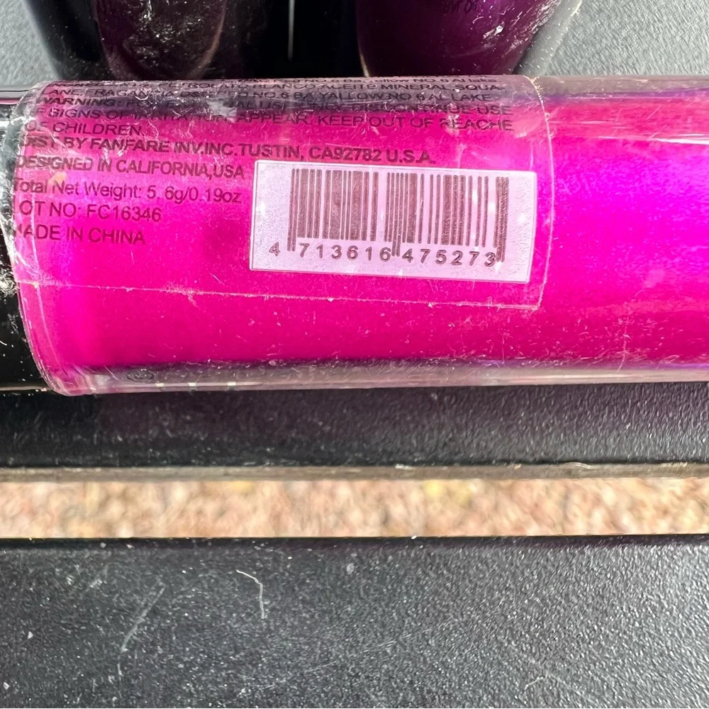 New AMUSE Metallic Liquid Lipstick‎ - Lot of 3: LIP2093- 2x 6 And 1X1 Free GiFT